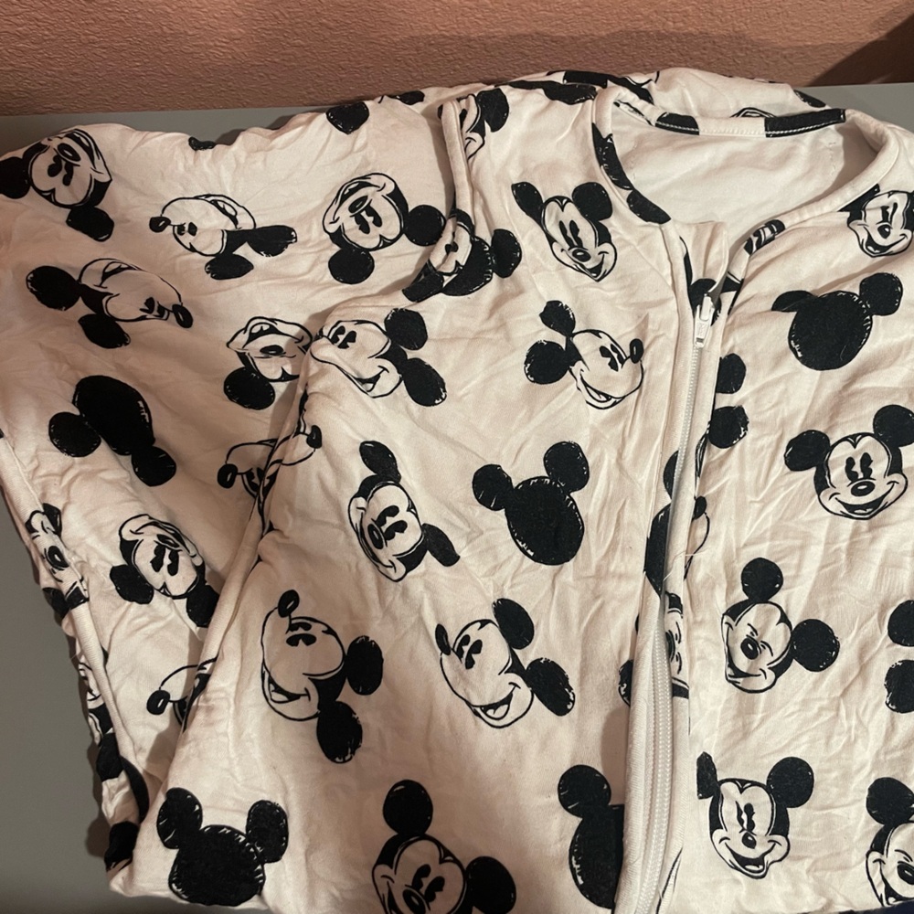 Milk Snob Mickey Mouse sleep sack 6-18 M- 1.0 TOG